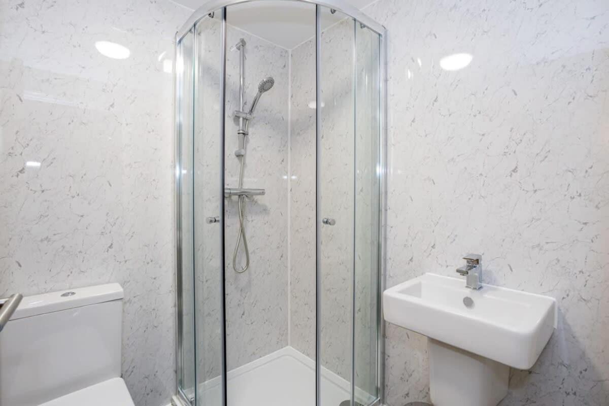 Charming 1 Bedroom Apartment In Leeds Leeds  Kültér fotó